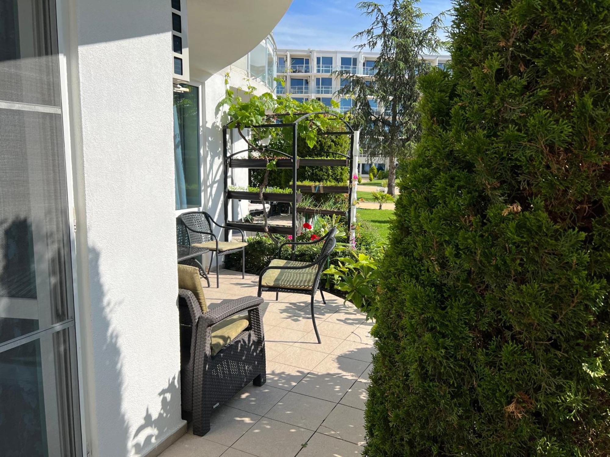 Apartment With Terrace In Spa Complex Μπουργκάς Εξωτερικό φωτογραφία
