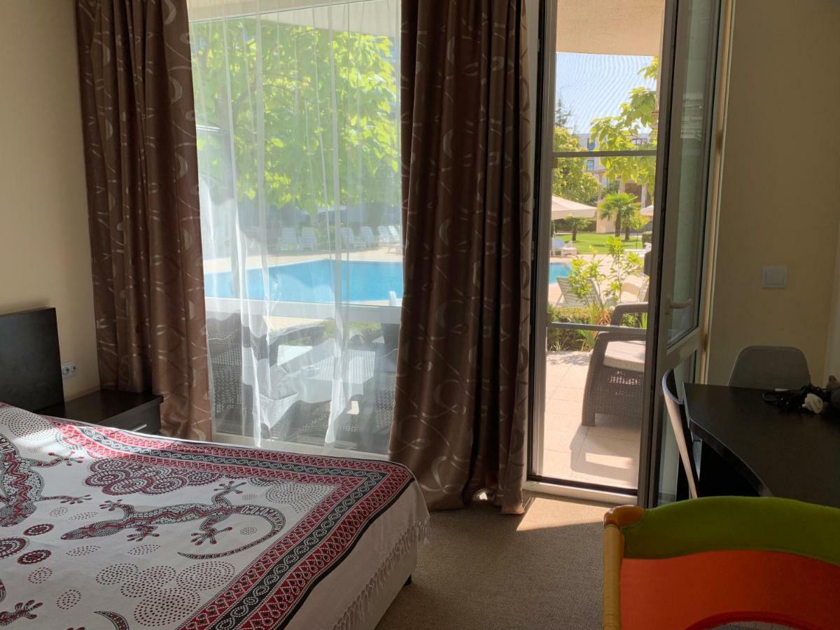Apartment With Terrace In Spa Complex Μπουργκάς Εξωτερικό φωτογραφία